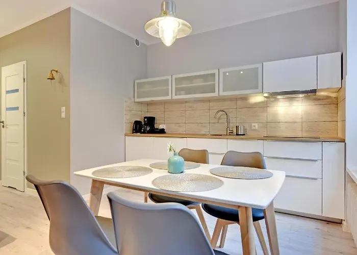 Urban Nest Group - Swietojanska 35 * Gdańsk